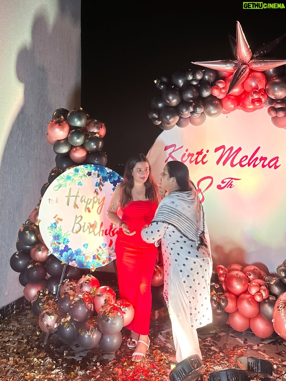 Kirti Mehra - 243.8K Likes - Grateful for the love, the laughter, and the people who truly know my heart. Thank you for reminding me what really matters❤️and this time SPECIAL THANKS TO MY KIRTIANS🧿I may never be able to return the love you guys have given me, but please know, I feel it deeply, and I’ll carry it always. I LOVE YOU GUYS A LOT❤️🥹 #kirtimehra
Decoration - @arora_event_decoration