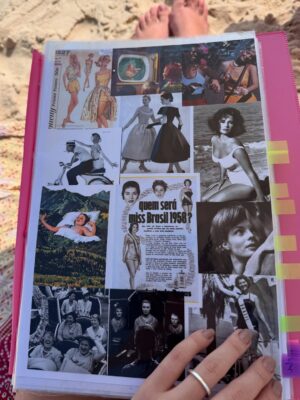 Klara Castanho Instagram - Que viagem muito boa.
Garota do Momento!
Como eu quis estar nesse projeto. Peço desculpas se pareço redundante ou repetitiva, mas é a mais absoluta verdade.
Hoje nossa viagem aos anos 50 se encerra. Nosso caminho de aprendizado, amor, renovação, esperança e felicidade.
Como fomos felizes. Meu Deus.
A cada dia, a cada lágrima, a cada gargalhada, a cada desabafo, a cada respiração profunda e a cada surpresa. Nos amamos e nos reinventamos.
Obrigada por embarcarem nessa aventura.
Eu te amo, Eugênia. Ainda bem que você é minha.