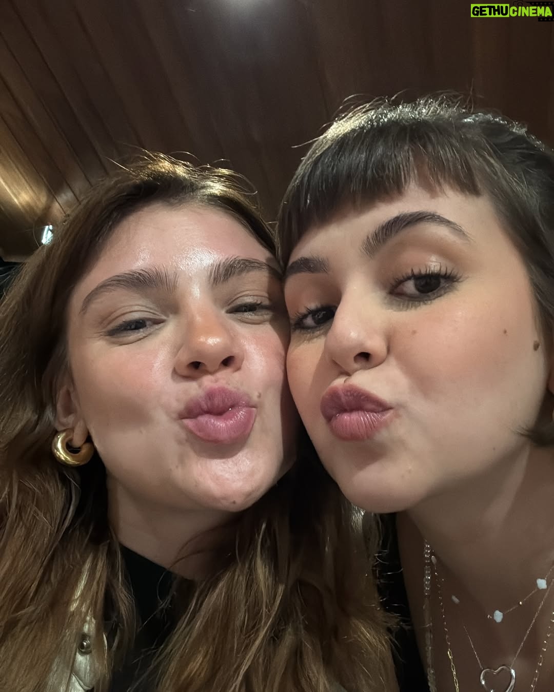 Klara Castanho - 63.8K Likes - rodadadeimagensperdidas