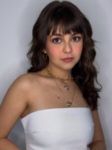 Actress Klara Castanho HD Photos and Wallpapers July 2025