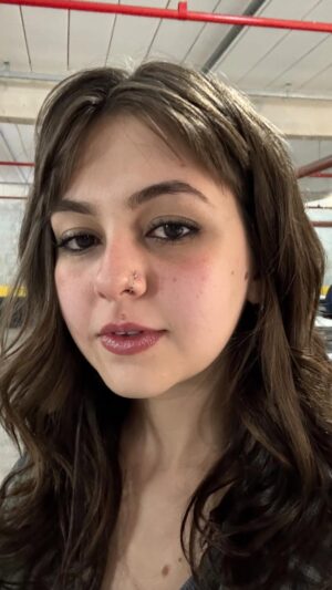Klara Castanho Instagram - Um leve bastidor de início de gravação!
#QuandoElaDesaparecer