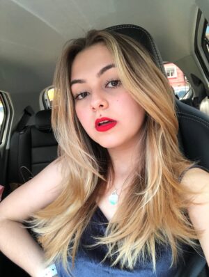 Klara Castanho Instagram - apenas uma lembrança da era loiríssima
