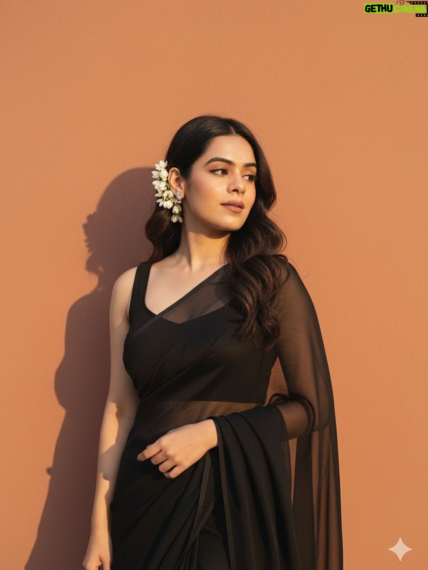 Komal Gugnani - 1.1K Likes - “Nayi soch   purane geet = perfect vibe 🔥🎶”
👉 “Tumhara fav old song kaunsa hai? Comment karke sunao 🎤”

#GoogleGemini #AI #OldIsGold #TechMeetsRetro #NostalgiaVibes #FilmyMood #OldSongsLove #TrendingReels #InstaVibes #ThrowbackFeels #DigitalEra #TechVibes #CommentYourFavSong #komalgugnani #barbeidoll