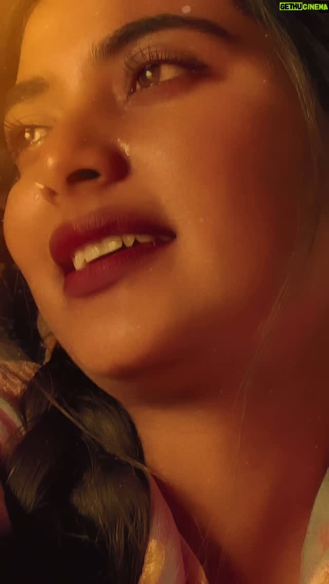 Komal Kashyap - 325K Likes - 😭💔 wakho wakh