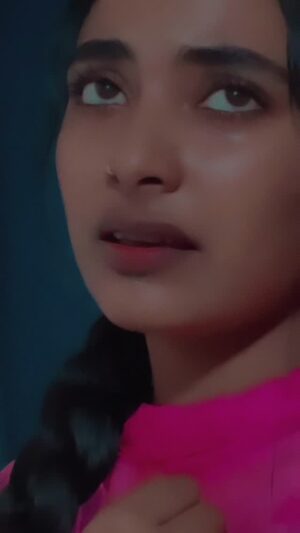 Komal Kashyap Instagram - Sikhar dupehre 😭

#komalkashyap7976 
#foryoupage💙 #instagram #tredingreels #punjabisongs #reels #treding #reels #sad @ammyvirk #foryoupage❤️