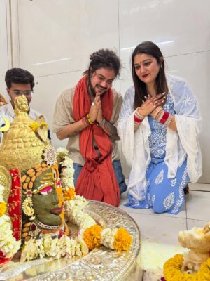 Komal Saklani Instagram - Har Har Mahadev šļøšš»
Shiv Shambhu š
#happysawan #monday #vibes