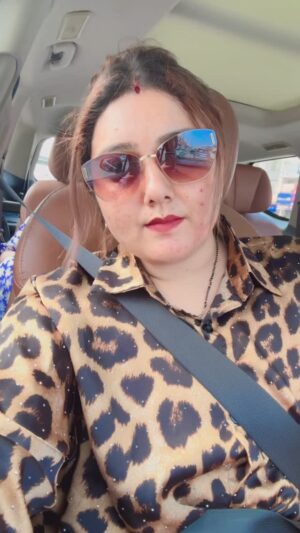 Komal Saklani Instagram - š
#komalsaklani #reels #instamood
