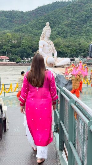 Komal Saklani Instagram - Har Har Mahadev šļøšš»š©š©
#jaibholenath #harharmahadev #mondaymotivation #sanatani