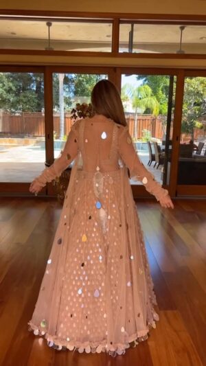 Komal Sodhi Instagram - ❤️❤️❤️
Abhinav Mishra amazing collection showcase 5th and 6th of July 
Time 11 to 5 PM
558 Sycamore Road Pleasanton CA 94566
#trunkshow #share #abhinavmishra #bride #bridal #wedding #love