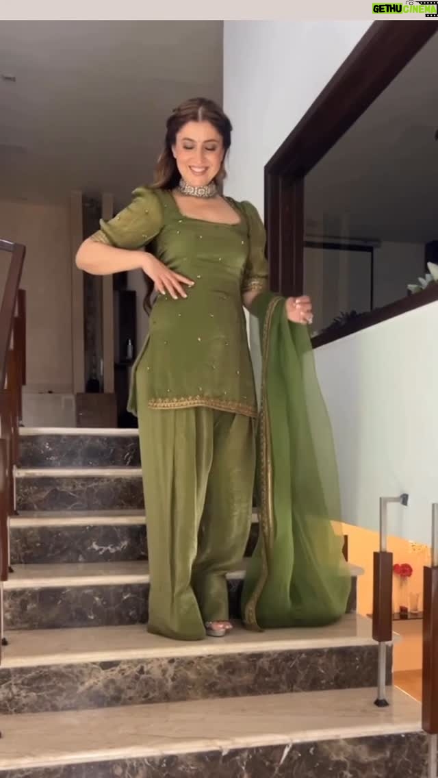 Komal Sodhi - 661 Likes - Those Salwar short kameez suits .. Kuch yaad aaya ❤️

Wearing @eshakoul_official 
Makeup @makeupbydivya 
Miss India 😭

#suits #shortkameez #farsisalwar