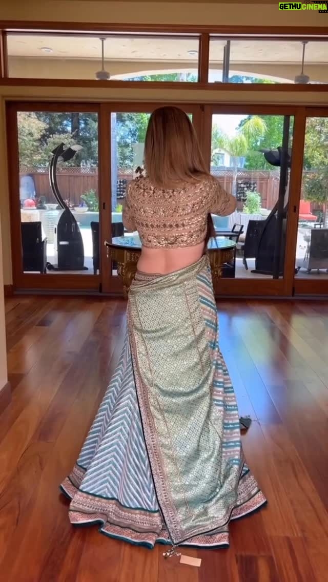 Komal Sodhi - 1.7K Likes - 🔥🔥🔥