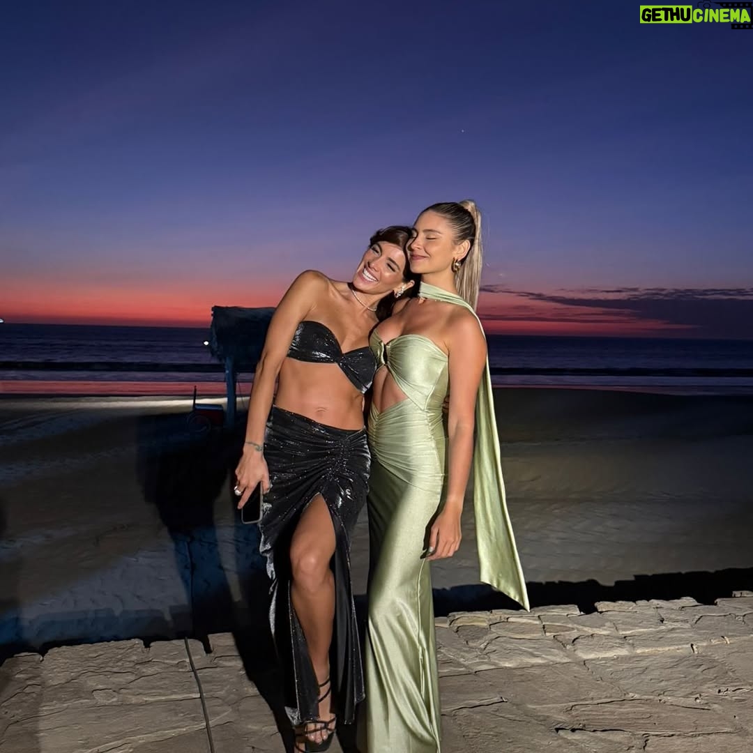 Korina Rivadeneira - 26.6K Likes - Una inolvidable noche la del 24💫 
B&I ♾️