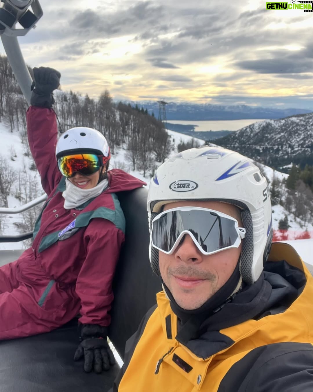 Korina Rivadeneira - 28.3K Likes - Un viaje soñado 🤍
Ya les he contado lo hermoso que ha sido este viaje. Enamorada de argentina 🇦🇷 en especial Bariloche. 
Enamorada del 🏂 a pesar de los golpes 😅
¡Viajen en pareja!,
Viajen mucho,
Conozcan lo que puedan. 
¡Que ganas de terminar d e conocer el Perú!. Tengo en la mira a oxapampa… mis lugares favoritos hasta ahora de Perú 🇵🇪 la selva (Tarapoto, chachapoyas), Máncora, Cusco, Arequipa.  Recomiéndenme lugares.