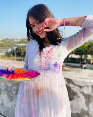 Krati Saini Instagram - Holi 2022❤️✨
.
.
.
.
.
.
.
.
.
.
.
.
#holi #holifestival #holi2022 #swipeleft #festival #festivevibes #white #colours #love #peace #explorepage #explore #foryou #foryoupage #kratisaini #bhopal #bhfyp