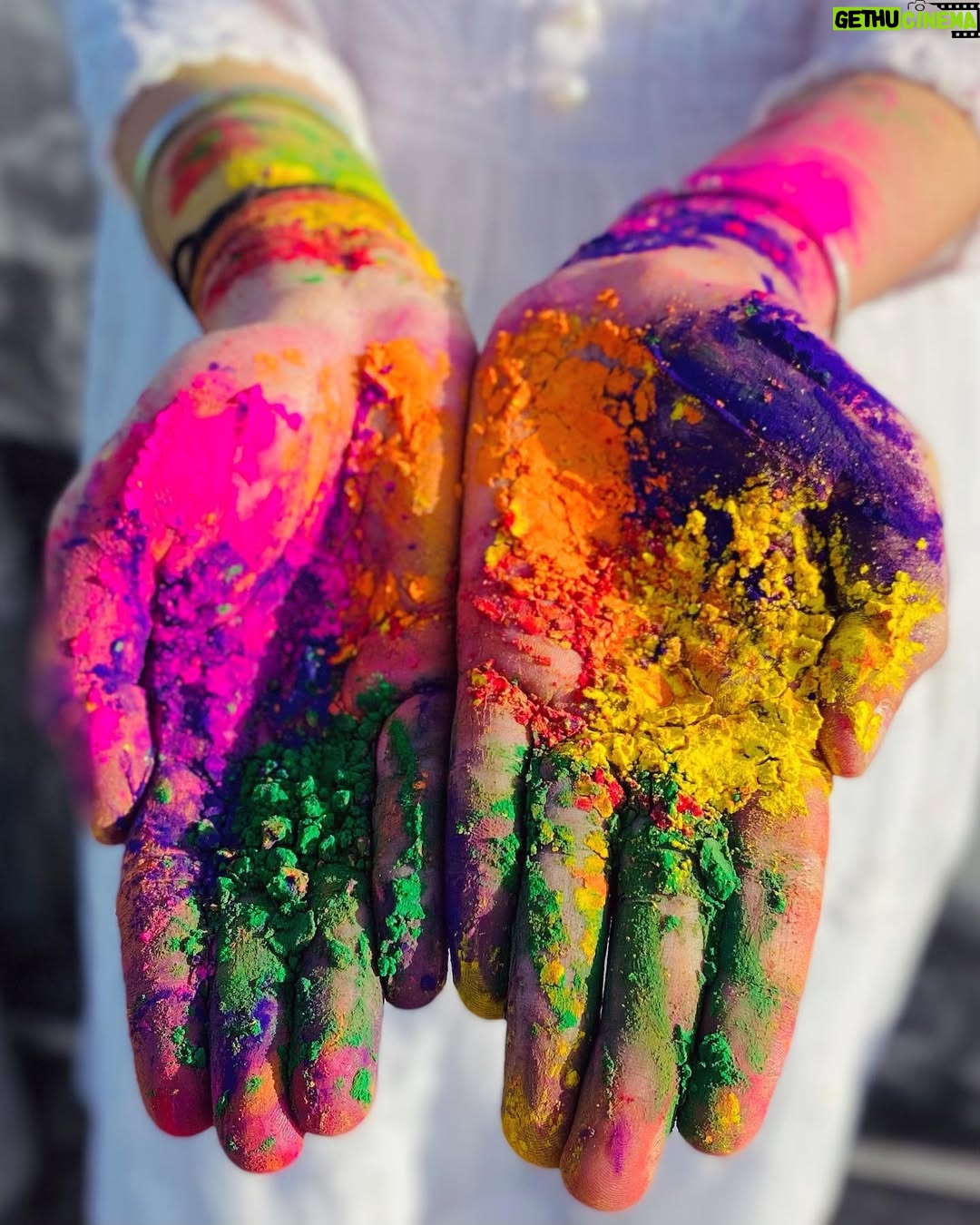 Krati Saini - 148.7K Likes - Holi 2022❤️✨
.
.
.
.
.
.
.
.
.
.
.
.
#holi #holifestival #holi2022 #swipeleft #festival #festivevibes #white #colours #love #peace #explorepage #explore #foryou #foryoupage #kratisaini #bhopal #bhfyp