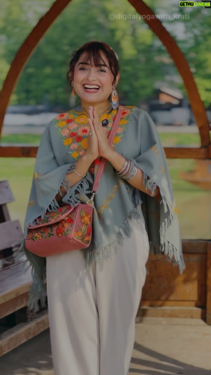 Kratika Agarwal - 25.7K Likes - Kaisa lag rha hai Kashmiri look ..Dil se Thanku everyone ❤️❤️