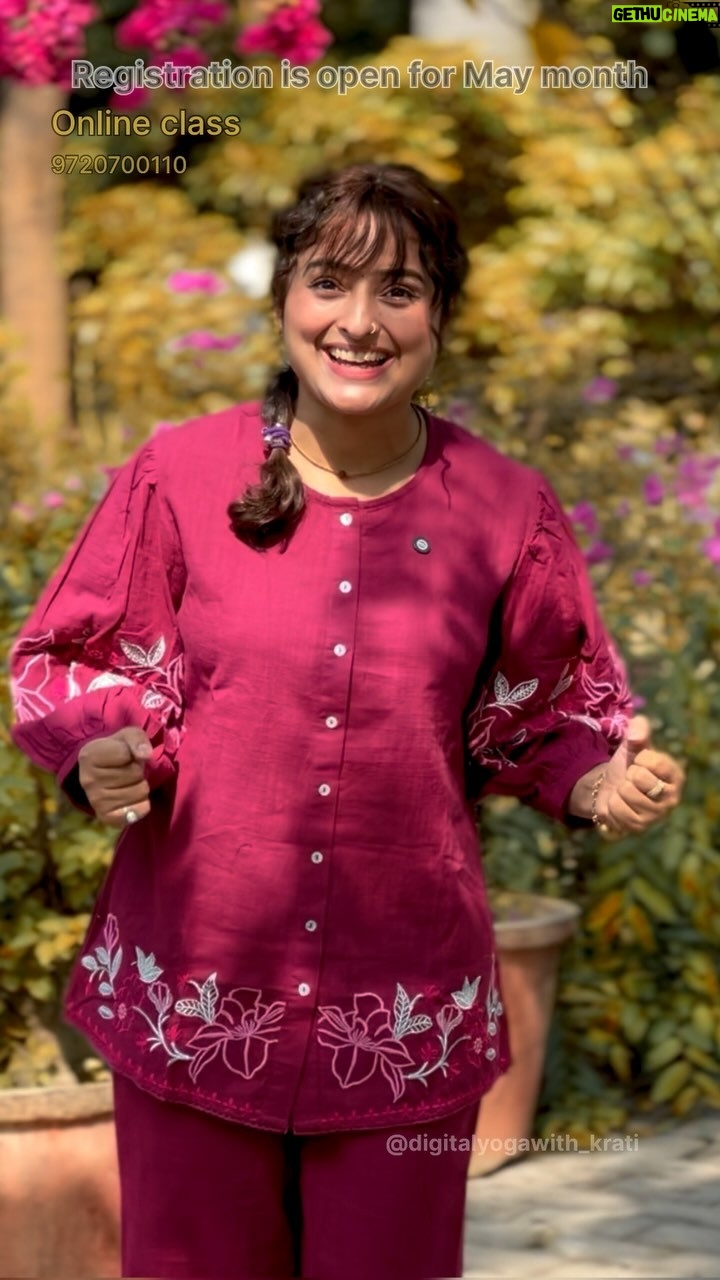 Kratika Agarwal - 31.8K Likes - Itne jaldi bade mat ho bache bano bache ❤️