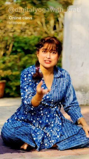 Kratika Agarwal Instagram - Lo karlo apna face theek 😂