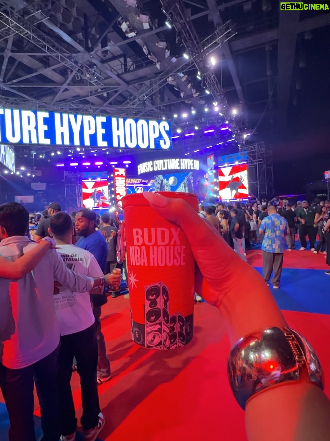 Kresnaa - 1.2K Likes - you know, it’s going to be iconic when it’s BUDXNBA night🔥

@budweiserindia @nba @nbaindia 
#BUDXNBAHOUSE
#NBAHOUSE #NBAINDIA
#BUDX #BUDWEISERINDIA
#lifeinyourdistrict.