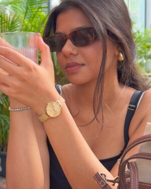 Kresnaa Instagram - One watch. Every moment. All day.
Obsessing over my @danielwellington ⏱️✨
Use code “Kresnaa15” for your next pick at exclusive stores & on website to get 15% off !
#ad #danielwellington #dwindia