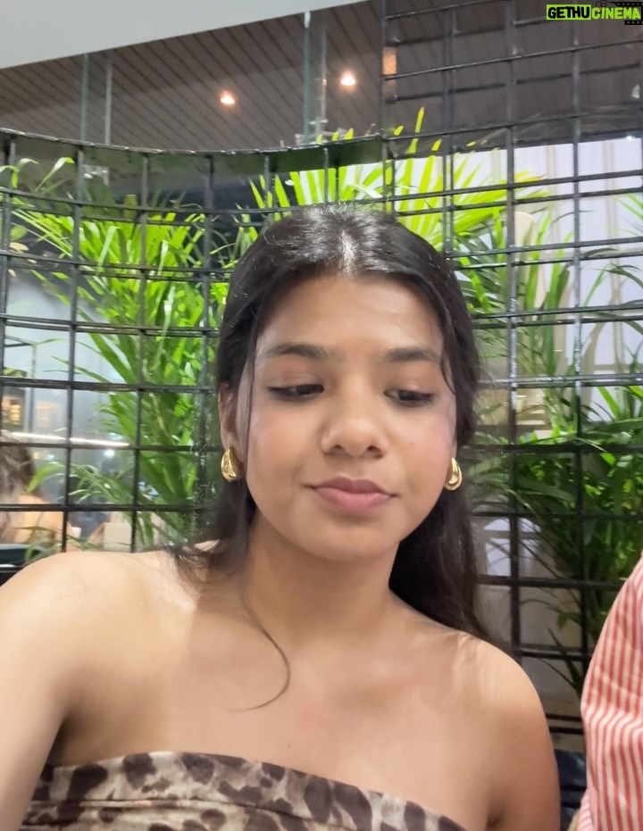 Kresnaa - 0.9K Likes - JUNE dump 🤍