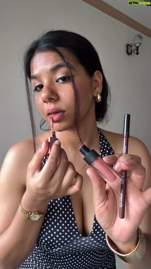Kresnaa - 1.2K Likes - perfect nude lip combo💋🤎

comment “link” for product link🔗 

(lipstick, lip combo, nudes, lips, makeup, skincare, morning routines) 

#lipcombo #lips #explore #fyp #explorepage #beauty #makeup #hack