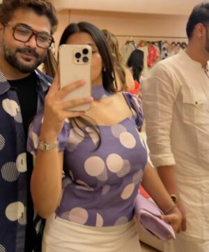 Kresnaa Instagram - gonna be clichƩ and say wear your polka dots for the season :)