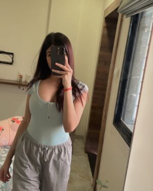 Krutika Ojha Instagram - 🎯