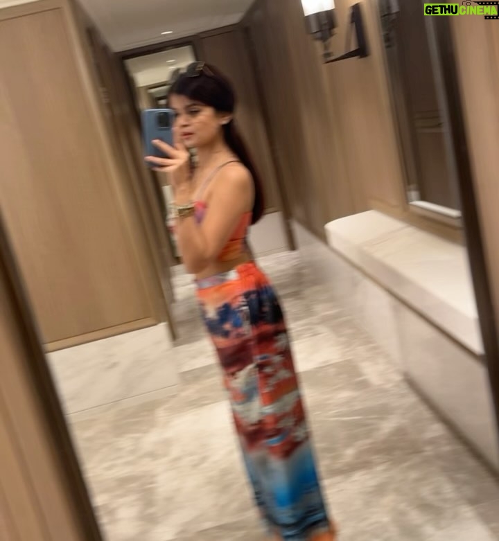 Krutika Ojha - 67.7K Likes - Goa dump 🏖️