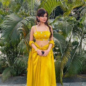 Krutika Ojha Instagram - Mortal Ki Haldi ✨💛
#S8UL
👗 - @ordinaree.in