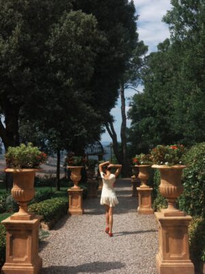 Kylie Verzosa Instagram - A quiet escape @castelfalfi 🌾🦢🫶🏼
#castlefalfi
@heavensportfolio