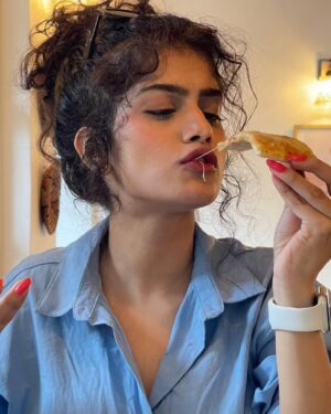 Laakshi Pathak Instagram - ‘Happy Laakshi’ Dump