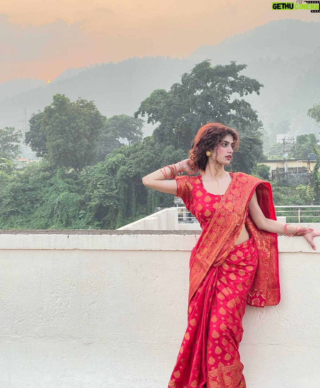 Laakshi Pathak - 128.6K Likes - के दिल अभी भरा नहीं… 🥀
