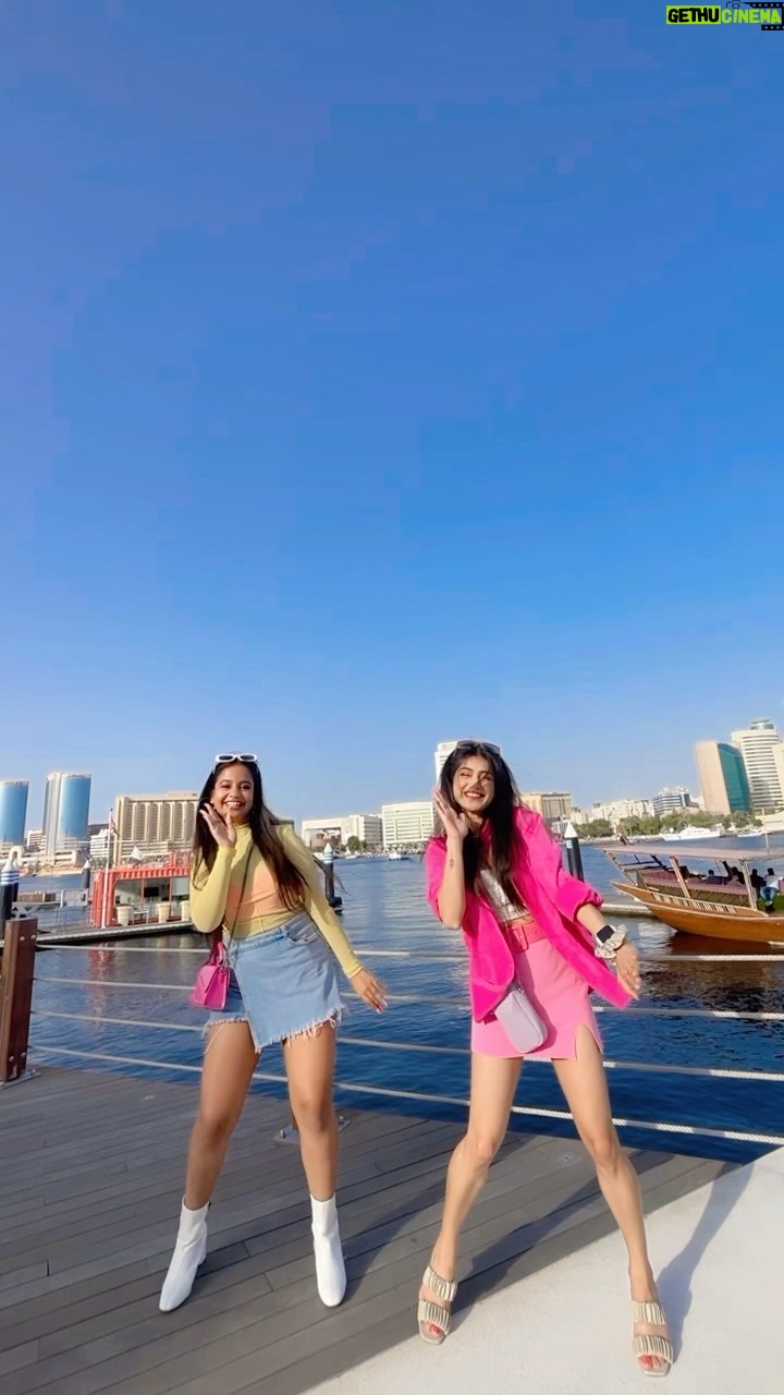 Laakshi Pathak - 250.8K Likes - Uff 💖