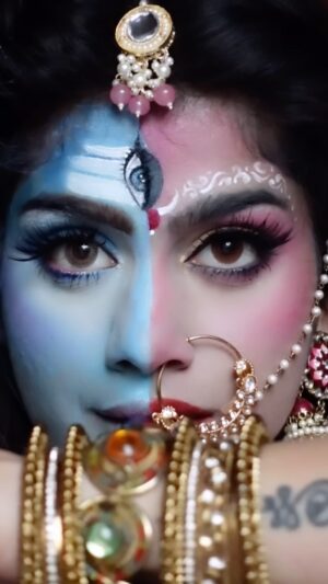 Laakshi Pathak Instagram - Shamshan ke Raja ke liye
Mahal chhod kar aayi thi
Ek maharani ❤️
Mahashivratri ki shubhkamnaein 🙏🏼
.
Jewellery: @bellalucejewels
