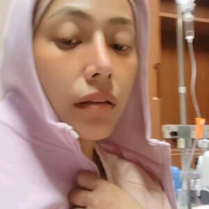 Lana Nodin Instagram - MMDG&W❤️ Salam Semua..terima kasih atas semua message dan call dari rakan2 artis dan jugak rakan2 media....kalau lana x sempat nak reply maaf lana masih berehat..terima kasih atas doa2 dari sahabat2 dan rakan artis dan rakan media dan jugak peminat2 sy...insyallah doakan sy cepat2 sembuh . Amin