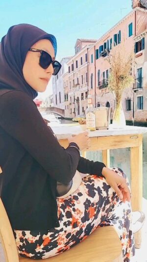 Lana Nodin Instagram - MMDG&W ❤️ Venizia Italia 😍💖 #venice2024 #familyvacation #mckclan #italy2024 #holiday #summer2024