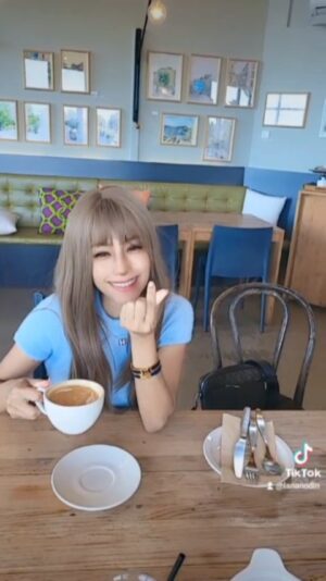Lana Nodin Instagram - MMDG&W❤ Brunch time 😋😋😋 #jeju #koretrip #rhinoplastyjourney #richcrazyasians #autumnvibes