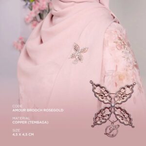 Laudya Cynthia Bella Instagram - بِسْمِ اللَّهِ 

Alhamdulillahillazi bini’matihi tatimushalihat..

Koleksi Amour Series telah hadir!

Koleksi L mencakup hijab, shirt, skirt, long shirt, dress, prayer set, serta aksesoris seperti brooch dan tas. Semua dirancang dengan motif dan bahan yang indah, karena L selalu mengedepankan kenyamanan dan kualitas, InsyaAllah.

Temen-temen bisa langsung cek instagram @lbylcb dan klik link di bionya untuk order. 
Happy Shopping 💕