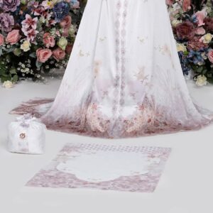 Laudya Cynthia Bella Instagram - بِسْمِ اللَّهِ 

Alhamdulillahillazi bini’matihi tatimushalihat..

Koleksi Amour Series telah hadir!

Koleksi L mencakup hijab, shirt, skirt, long shirt, dress, prayer set, serta aksesoris seperti brooch dan tas. Semua dirancang dengan motif dan bahan yang indah, karena L selalu mengedepankan kenyamanan dan kualitas, InsyaAllah.

Temen-temen bisa langsung cek instagram @lbylcb dan klik link di bionya untuk order. 
Happy Shopping 💕