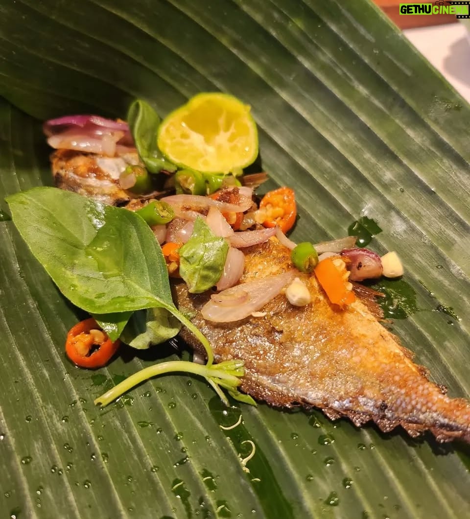 Laudya Cynthia Bella - 30K Likes - بِسْمِ اللَّهِ 
Di Bandung ada resto Sunda yang baru aja buka, makanannya enak, dan lokasinya juga ada di sekitar udara yang sejuk. MasyaAllah.

Yang lagi liburan ke bandung mampir yaa @bandoeng_resto_cisarua_lembang

Bandoeng Resto, Kampoeng Soenda
📍Jl. Kolonel Masturi No.336, Kertawangi, Kec. Cisarua, Kabupaten Bandung Barat, Jawa Barat