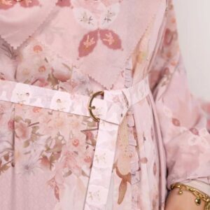Laudya Cynthia Bella Instagram - بِسْمِ اللَّهِ 

Alhamdulillahillazi bini’matihi tatimushalihat..

Koleksi Amour Series telah hadir!

Koleksi L mencakup hijab, shirt, skirt, long shirt, dress, prayer set, serta aksesoris seperti brooch dan tas. Semua dirancang dengan motif dan bahan yang indah, karena L selalu mengedepankan kenyamanan dan kualitas, InsyaAllah.

Temen-temen bisa langsung cek instagram @lbylcb dan klik link di bionya untuk order. 
Happy Shopping 💕