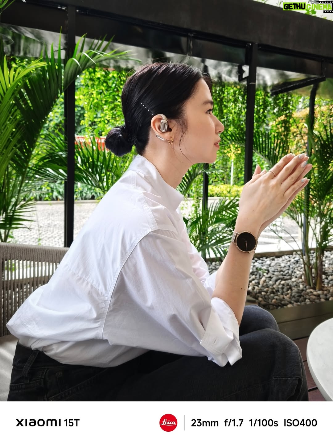Laura Basuki - 25.6K Likes - It's time to shine with Xiaomi's all-new Gold Collection wearables, paired beautifully with my #Xiaomi15T! Love how they complement my looks and make me feel more elegant and confident in my everyday style.