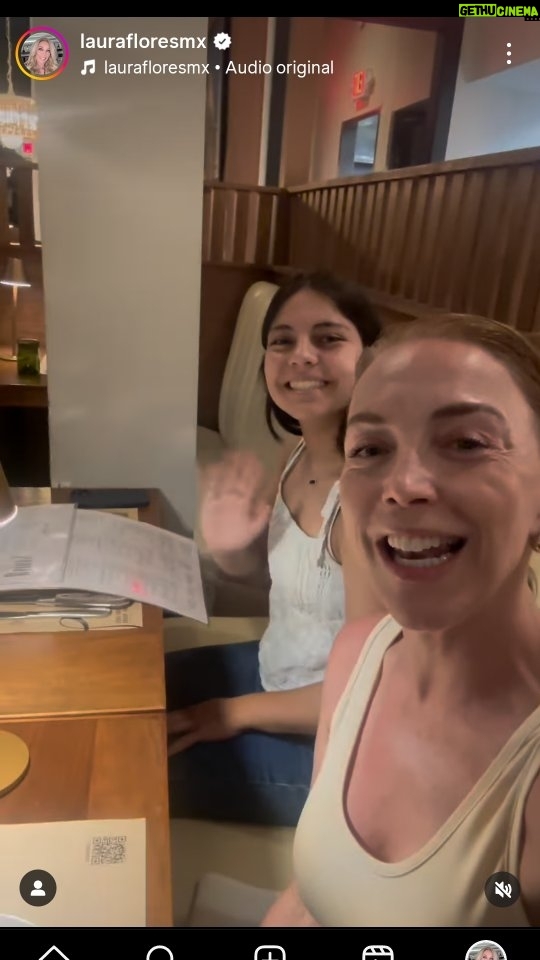 Laura Flores - 3.3K Likes - Feliz por que obtuve al fin el permiso médico (despues del Covid) para hacer vida normal y salir con mis hijos, mis amores mi fuerza mi razón. Sin ustedes nada es posible! Gracias Dios por abrir mis ojos y ver lo más sagrado que me has dado MI FAMILIA!  Los amo Maria Patricio Alejandro Ana Sofia #familia #mom #love  #reels