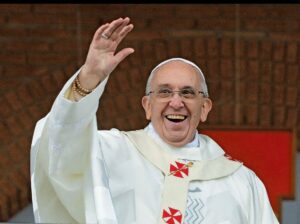 Laura Flores Instagram - Falleció el Papa Francisco, un Papa que abogó por la igualdad, que abrió con valentía y determinación las puertas de la Iglesia Católica a aquellos que antes fueron rechazados, Dios Ya lo tiene en su Gloria #popefrancis #fyp #parati #love