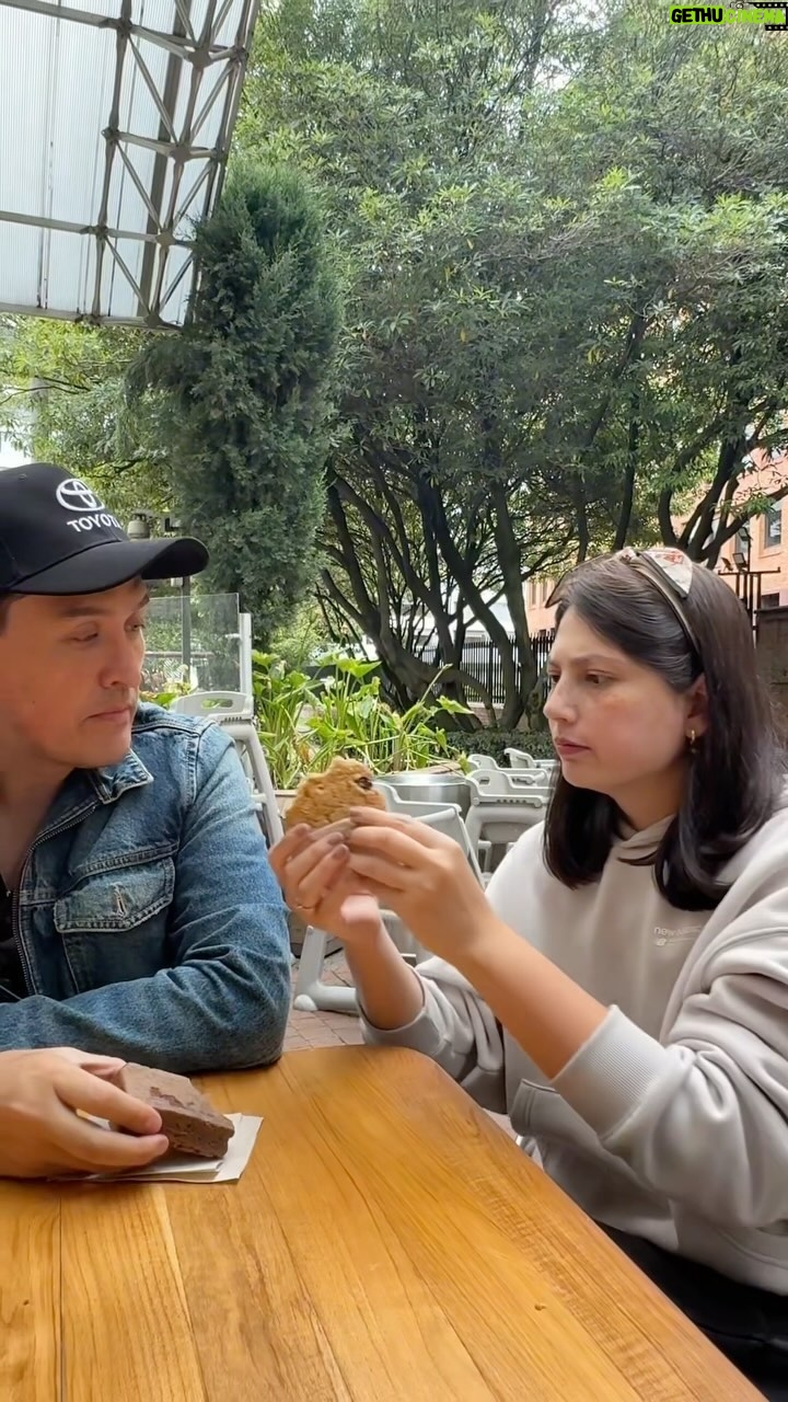 Laura Rodriguez - 76.8K Likes - ¿Tú eres la Laura o el Héctor de la relación? 🤣😂 que se meta con todo menos con mi comida 

#humor #pareja #humorenpareja