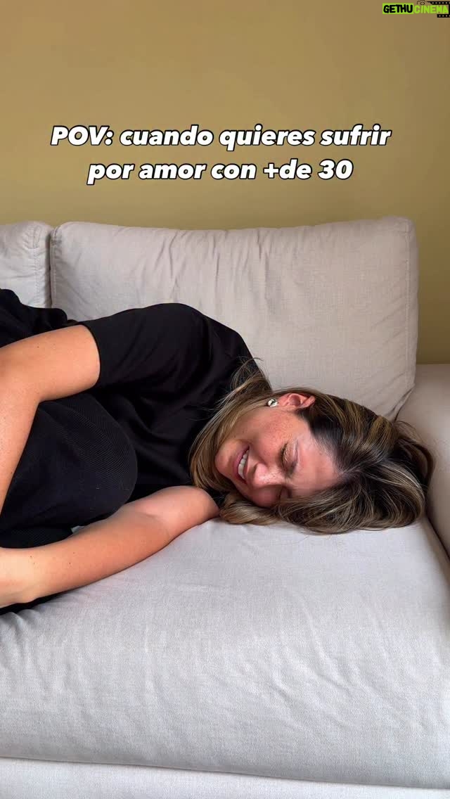 Laura Rodriguez - 204.6K Likes - Después de los 30 no se puede hacer nada 😅😂😅😂 confirmen! 

#crisisdelos30 #humor #actriz #mylife