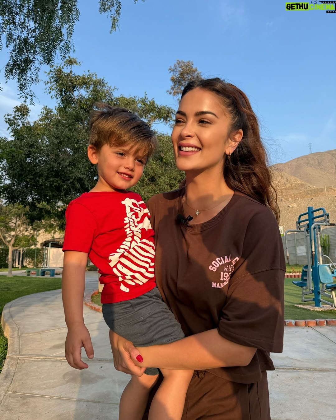 Laura Spoya - 38.6K Likes - Sin ustedes no tendría el título más importante del mundo 💗. Gracias por llenar mi vida del amor más puro e incondicional! Por desarrollar algo con lo que no había venido de fábrica: paciencia 😅, y por ser mi motivación diaria para siempre dar mi 100%! Con y para ustedes TODO! 🥹✨!
¡Feliz día a todas las mamitas de la manada!