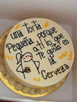 Laura Spoya Instagram - Algunas fotitos de lo que fue mi festejo patronal de cumpleaños 😅. Falta parte II, III y hasta IV ajajajaja! Gracias a todos por haberlo hecho tan especial ❤️. Este año no tenía ganas de hacer nada y terminé haciendo de todo 😂. Hasta parapente ajajajaja los quiero mucho 🫶🏻