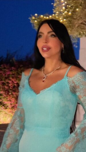 Layla Iskandar Instagram - الف مبروك #ليلى_اسكندر #اثينا #athens #greece #wedding